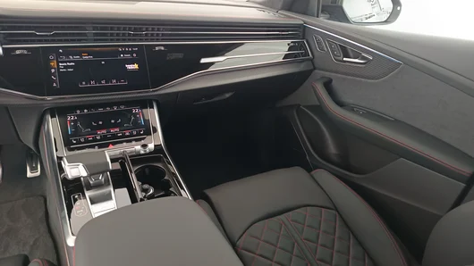 Bild eines Audi SQ8 TFSI quattro