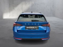 Škoda Octavia Combi Selection TDI DSG in Race-Blau Metallic