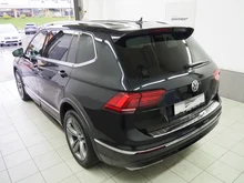 VW Tiguan Allspace Alls. HL TDI 4MOTION DSG 5-Sitzer in Deep Black Perlef.