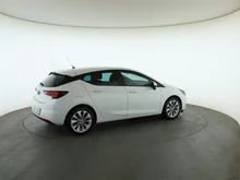 Opel Astra K Lim. 5-trg. Edition Start/Stop in weiss - metallic