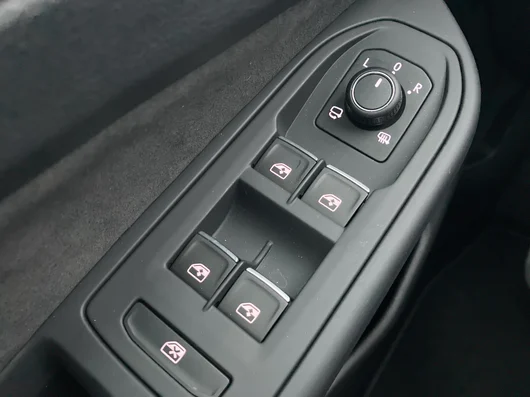 Bild eines VW Golf Rabbit eHybrid DSG 150 kW