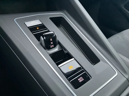 Bild eines VW Golf Rabbit eHybrid DSG 150 kW