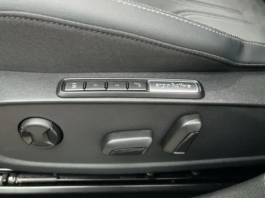 Bild eines VW Golf Rabbit eHybrid DSG 150 kW