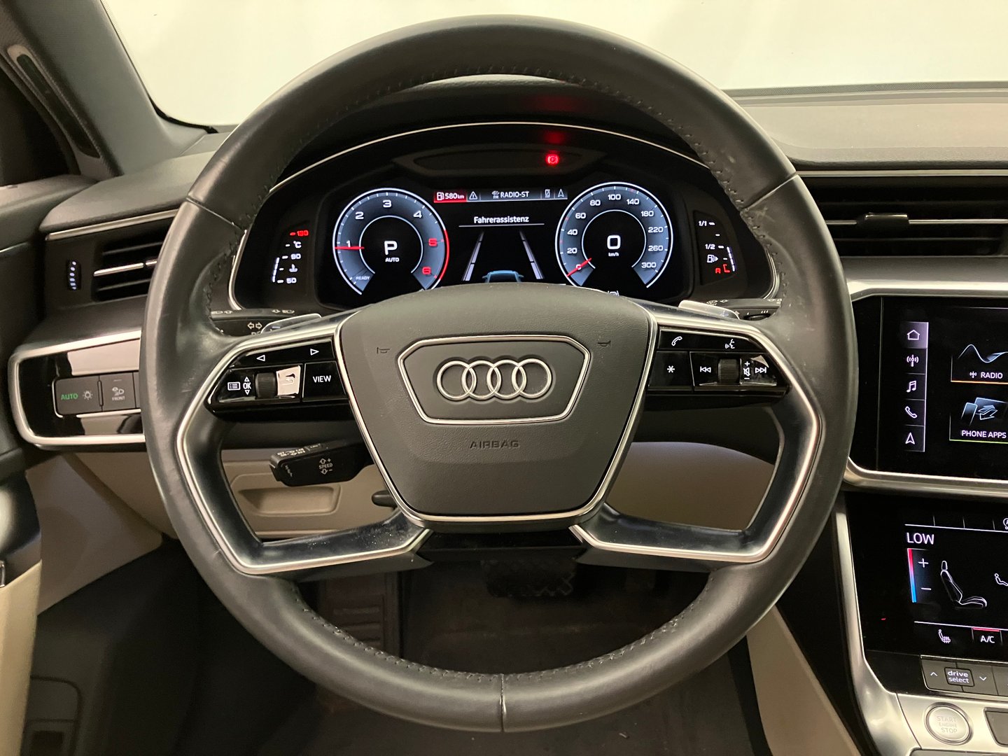 Audi A6 Avant 35 TDI | Bild 14 von 29