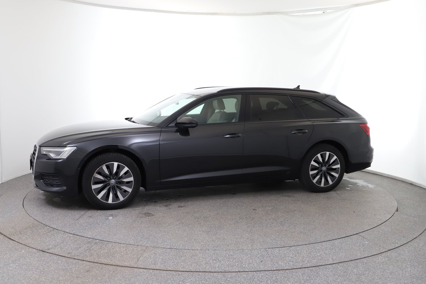 Audi A6 Avant 35 TDI | Bild 2 von 29