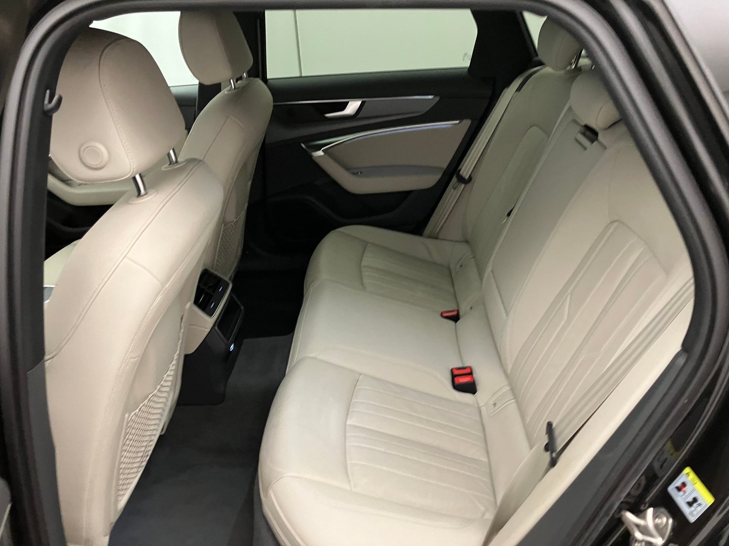 Audi A6 Avant 35 TDI | Bild 24 von 29