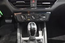 Škoda Kamiq Essence TSI DSG in Graphit-Grau Metallic