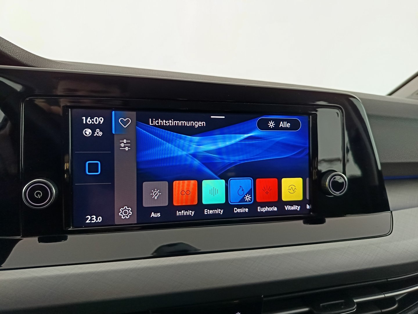 VW Golf Variant Life TDI | Bild 24 von 35