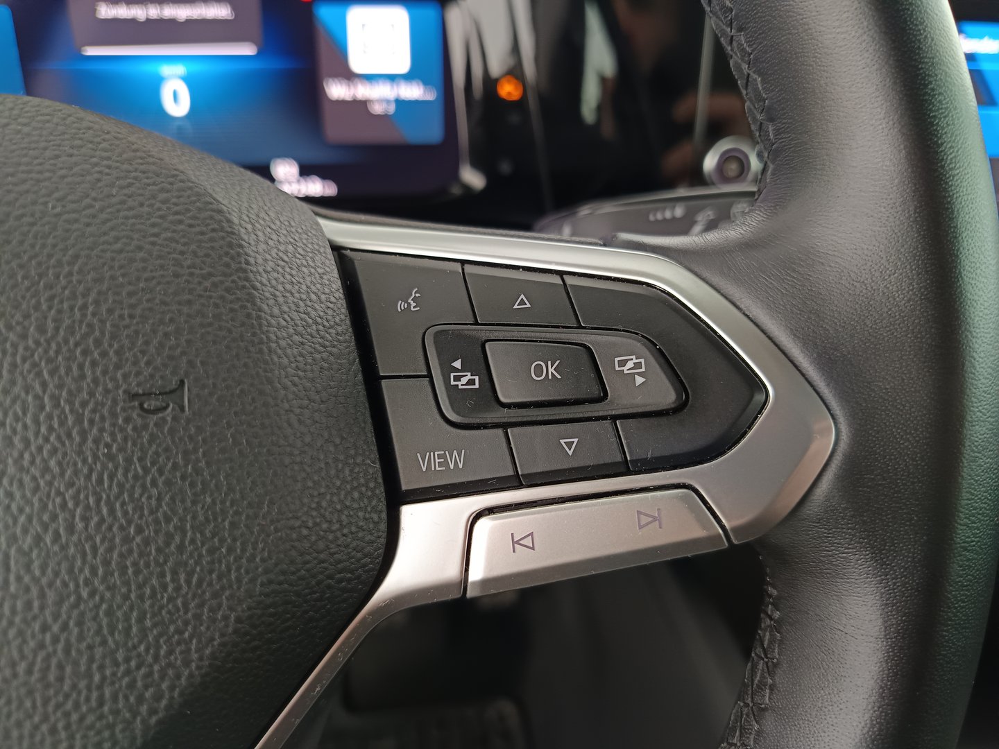 VW Golf Variant Life TDI | Bild 17 von 35