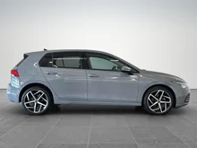 VW Golf Life mHeV TSI DSG in Mondsteingrau