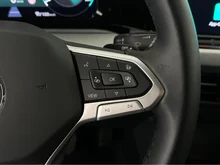 VW Golf Life mHeV TSI DSG in Mondsteingrau