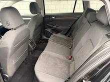 VW Golf Variant Life TSI in Deep Black Perleffekt