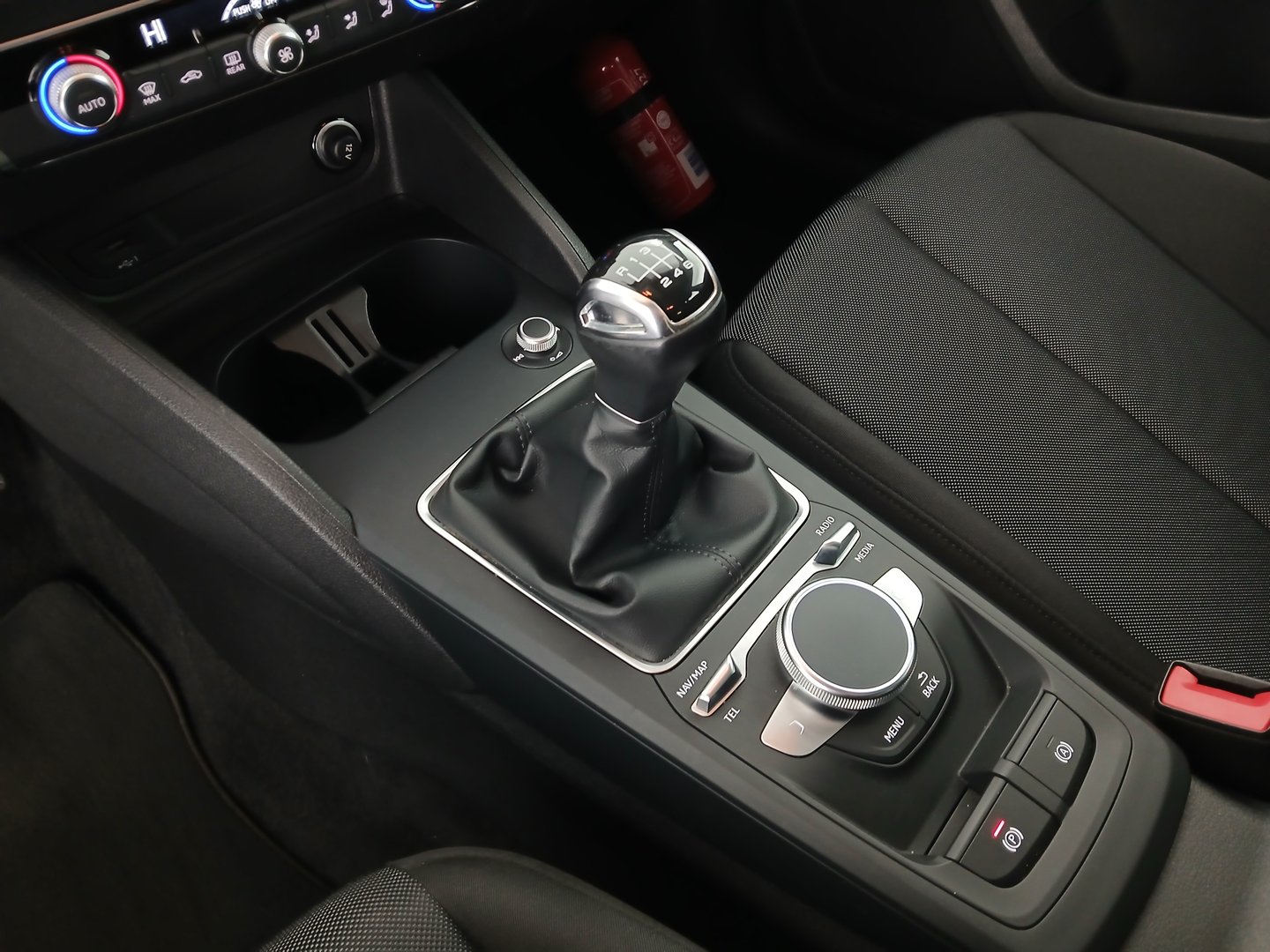 Audi Q2 30 TFSI | Bild 26 von 31