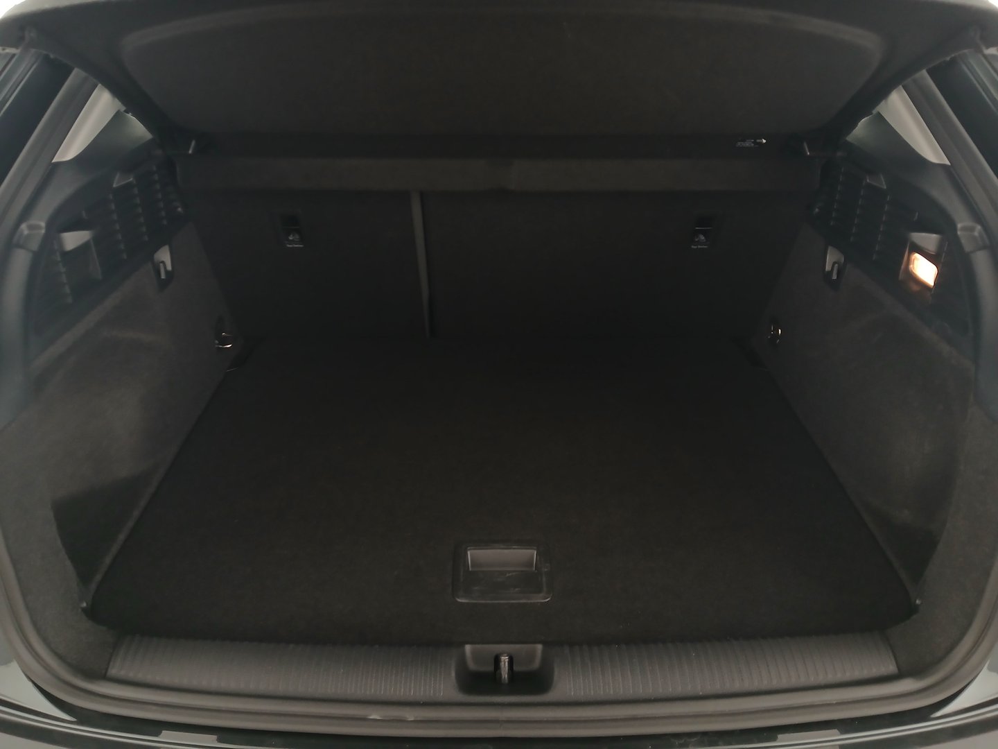 Audi Q2 30 TFSI | Bild 28 von 31