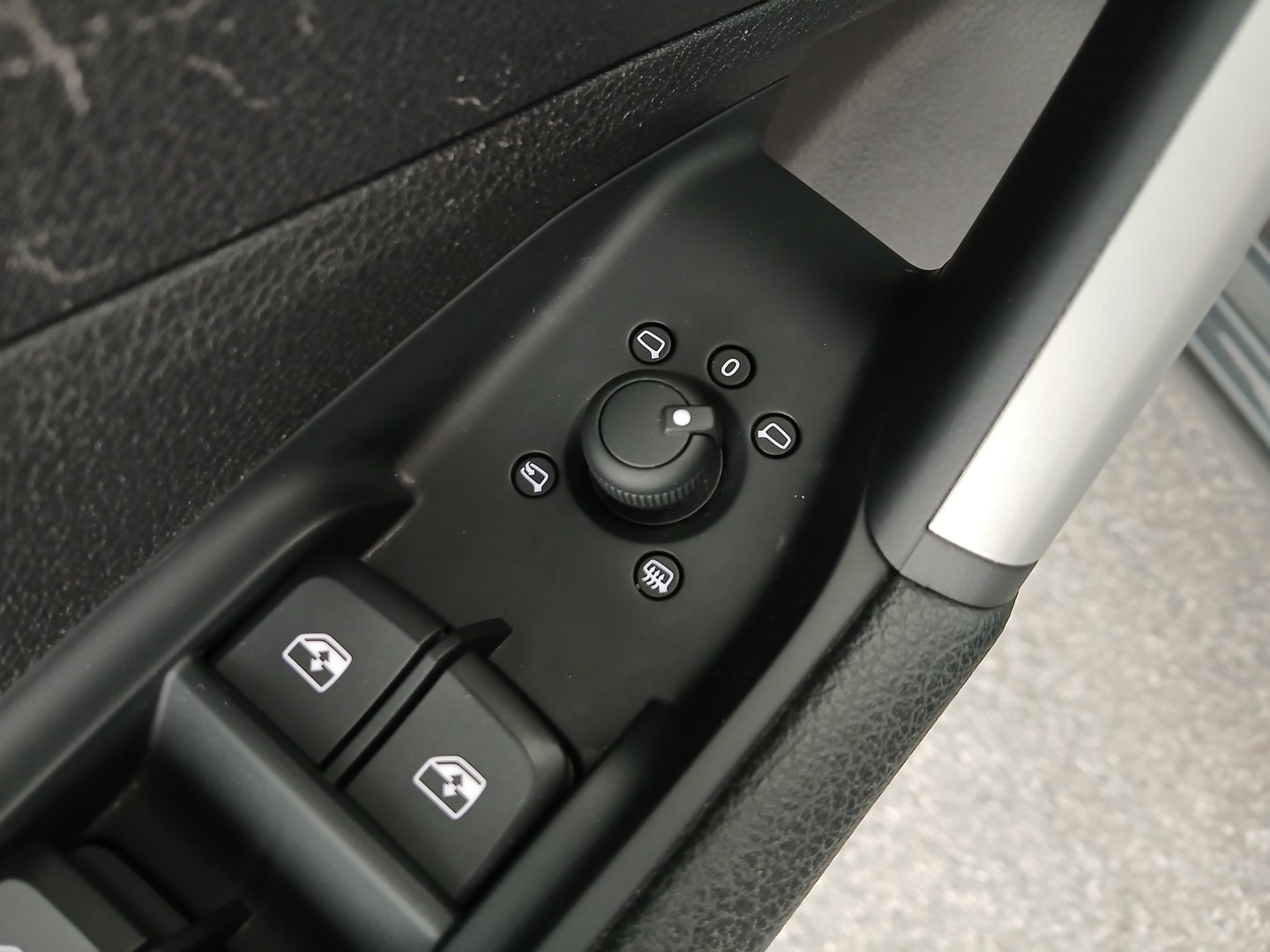 Audi Q2 30 TFSI | Bild 11 von 31