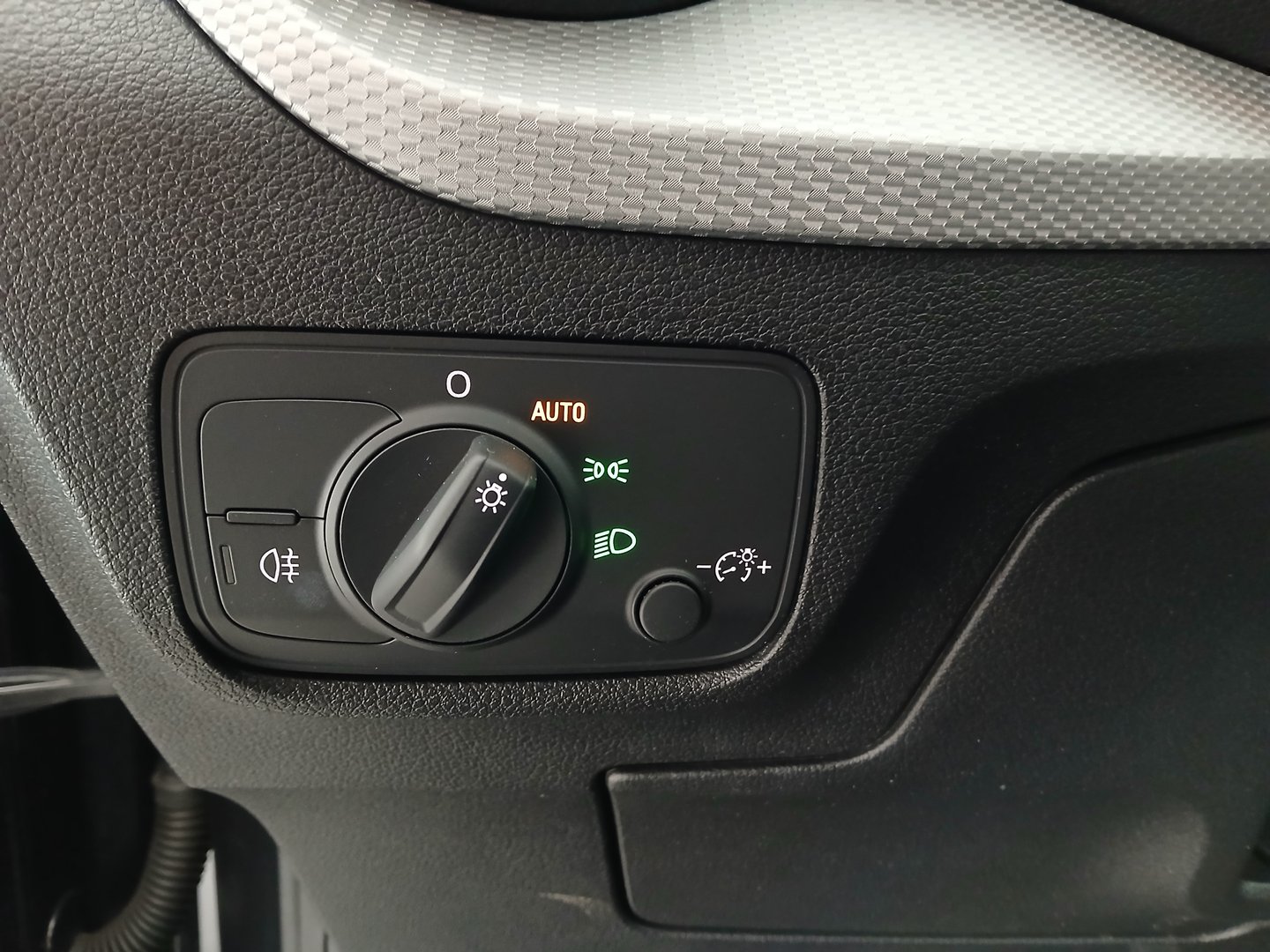 Audi Q2 30 TFSI | Bild 12 von 31