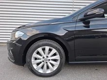 VW Polo Highline TSI in Deep Black Perleffekt