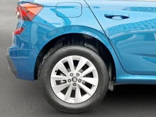 Škoda Kamiq Selection TSI in Race-Blau Metallic