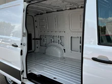 VW Crafter 35 Kastenwagen L3H2 TDI in candyweiß