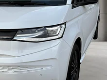 VW California Coast eHybrid 180 kW 4M in Candyweiß