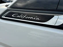 VW California Coast eHybrid 180 kW 4M in Candyweiß