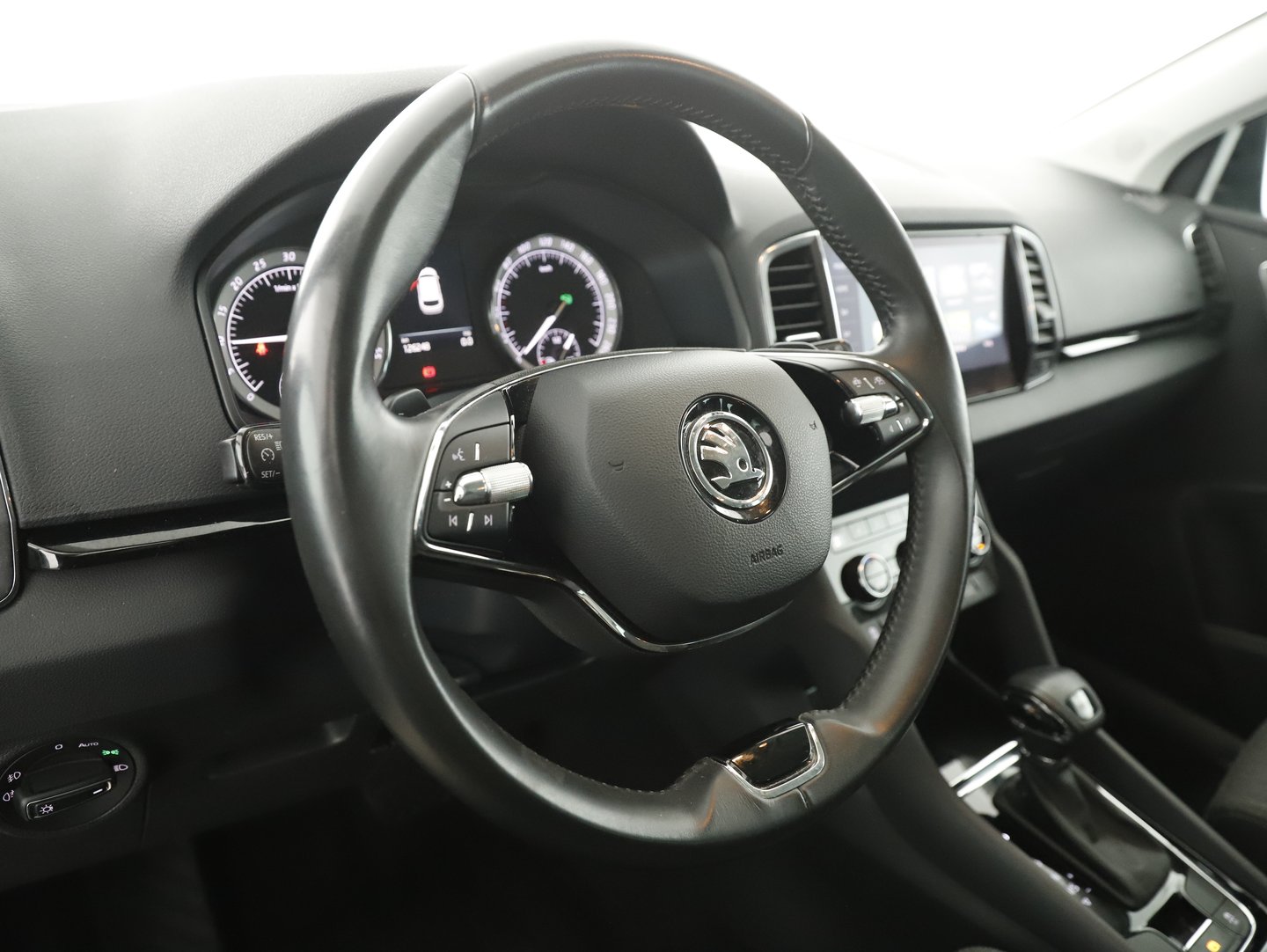 Škoda KAROQ 4x4 Style SC TDI DSG | Bild 9 von 21