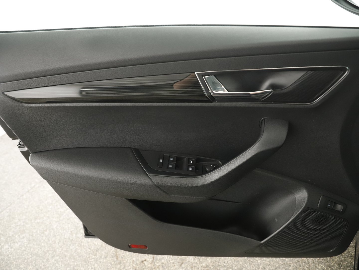 Škoda KAROQ 4x4 Style SC TDI DSG | Bild 4 von 21