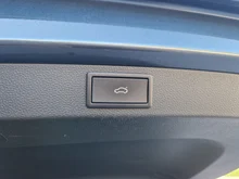 Škoda Karoq Ambition TSI in F6 Quarz-Grau Metallic