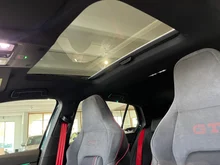 VW Golf GTI Edition 50 DSG in Dark Moss Green Metallic Dach Schwarz