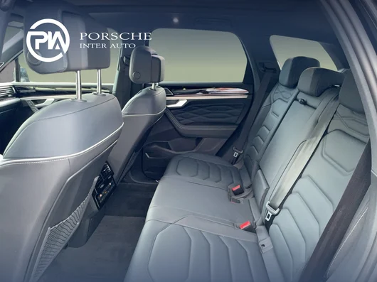 Bild eines VW Touareg R-Line TDI 4M. Final Edition