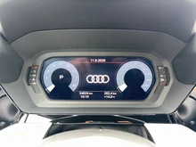 Audi A3 Sportback 30 TFSI advanced in 0E Mythosschwarz Metallic