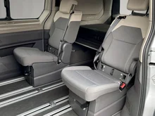 VW California Beach eHybrid 180 kW 4M in Reflexsilber Met./Deepblack Perleffekt