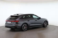 Audi A5 Avant e-hybrid quattro 270 kW in Daytonagrau Perleffekt