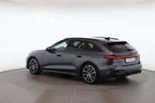 Audi A5 Avant e-hybrid quattro 270 kW in Daytonagrau Perleffekt