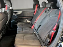 Audi Q7 55 TFSI e quattro S line 290 kW in mythosschwarz metallic