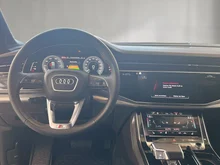 Audi Q7 55 TFSI e quattro S line 290 kW in mythosschwarz metallic