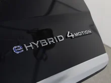 VW Multivan Style �H eHybrid 180 kW 4MOTION in Deepblack Perleffekt