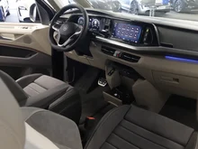 VW Multivan Style �H eHybrid 180 kW 4MOTION in Deepblack Perleffekt