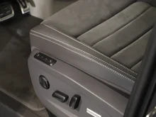 VW Multivan Style �H eHybrid 180 kW 4MOTION in Deepblack Perleffekt