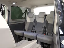 VW Multivan Style �H eHybrid 180 kW 4MOTION in Deepblack Perleffekt