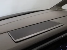 VW Multivan Style �H eHybrid 180 kW 4MOTION in Deepblack Perleffekt