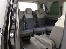 VW Multivan Style �H eHybrid 180 kW 4MOTION in Deepblack Perleffekt