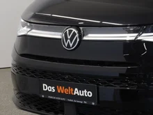 VW Multivan Style �H eHybrid 180 kW 4MOTION in Deepblack Perleffekt