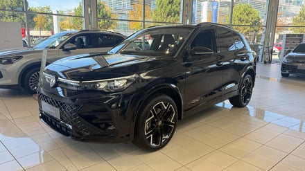 VW Tiguan Sport TDI 4MOTION DSG
