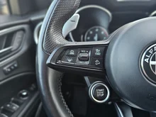 Alfa Romeo Stelvio Sprint 2,2 16V 190 AT8 Q4 in mittelrot - normal
