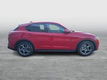 Alfa Romeo Stelvio Sprint 2,2 16V 190 AT8 Q4 in mittelrot - normal
