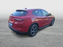 Alfa Romeo Stelvio Sprint 2,2 16V 190 AT8 Q4 in mittelrot - normal