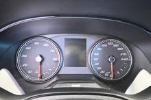 SEAT Arona Xcellence EcoTSI in Magnet-Grau Metallic