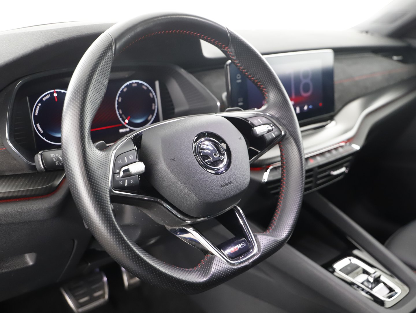 Škoda OCTAVIA Combi RS iV 245 DSG | Bild 5 von 16