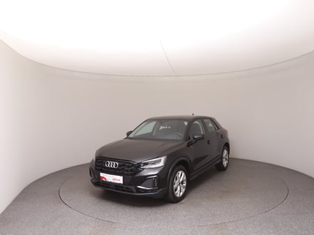 Audi Q2 35 TDI admired
